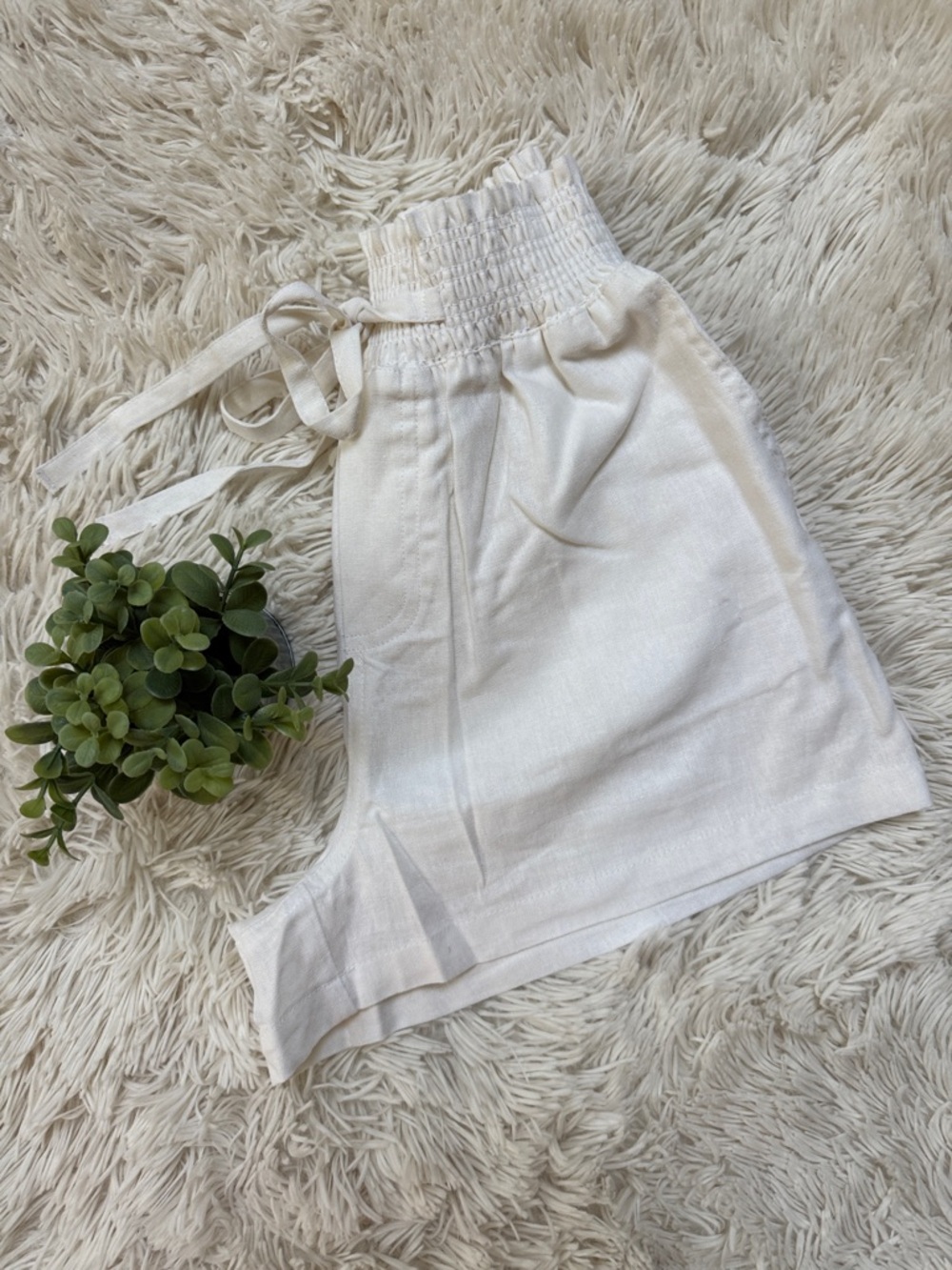 Love Tree Elastic-Waist Tie Front Shorts π Ivory - Picture 5 of 15